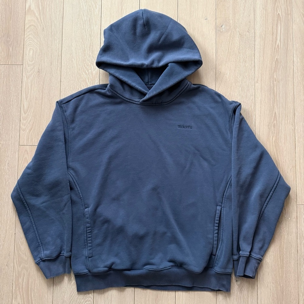 Roots Organic Cotton Logo Embroidered Oversized Hoodie Men’s Size 3/ Small